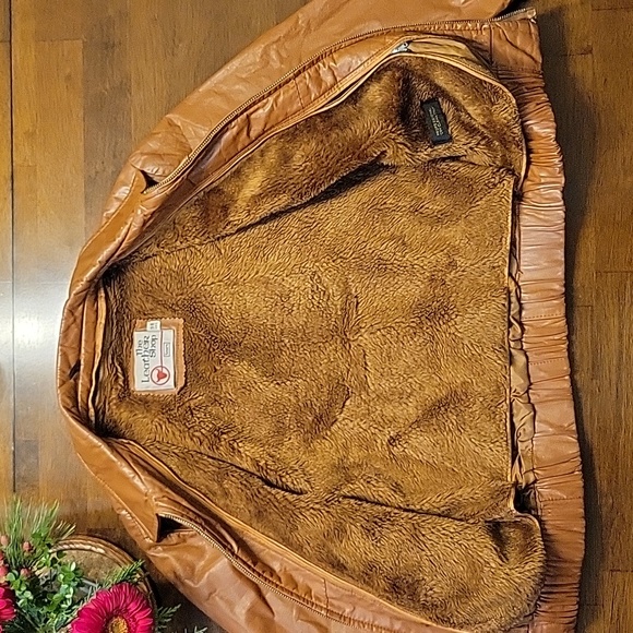 *VINTAGE* 1970s Genuine Leather Bomber Jacket •The Leather Shop by Sears - Picture 4 of 11